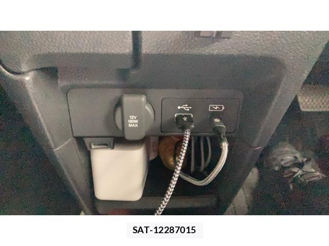 Honda STEP WGN 2022-11 7359962-27