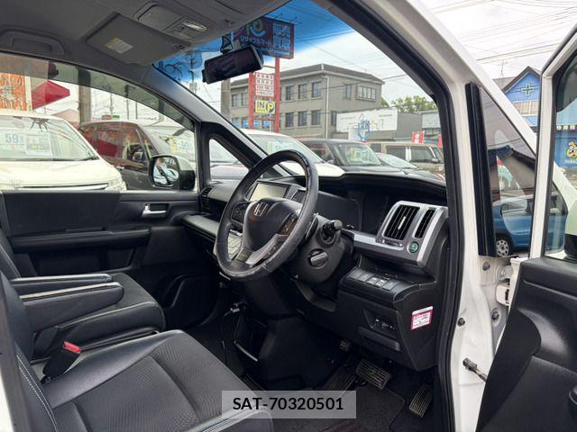 Honda STEP WGN 2013-07 7359972-11