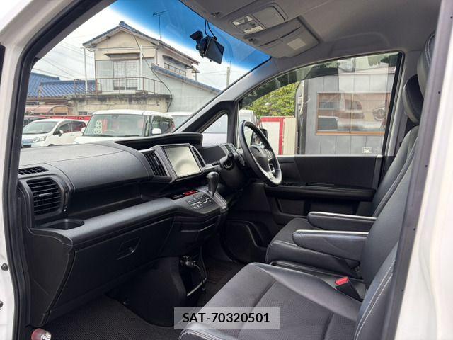 Honda STEP WGN 2013-07 7359972-12