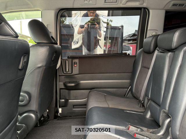 Honda STEP WGN 2013-07 7359972-13