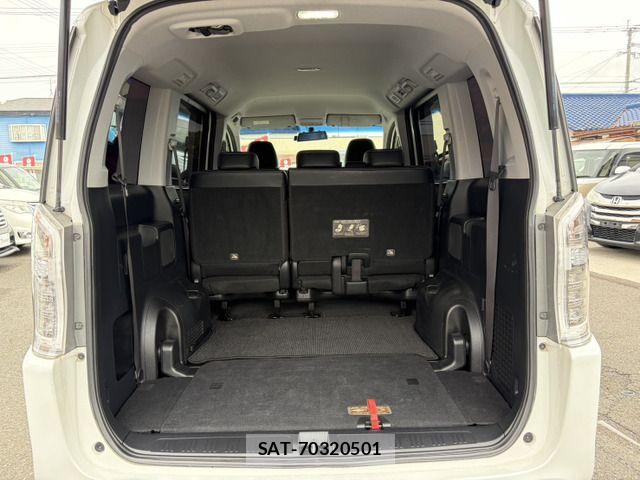Honda STEP WGN 2013-07 7359972-18