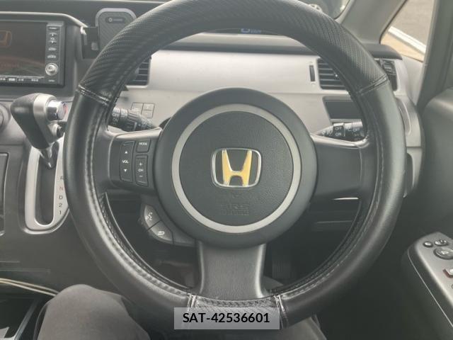 Honda STEP WGN 2009-05 7359974-12