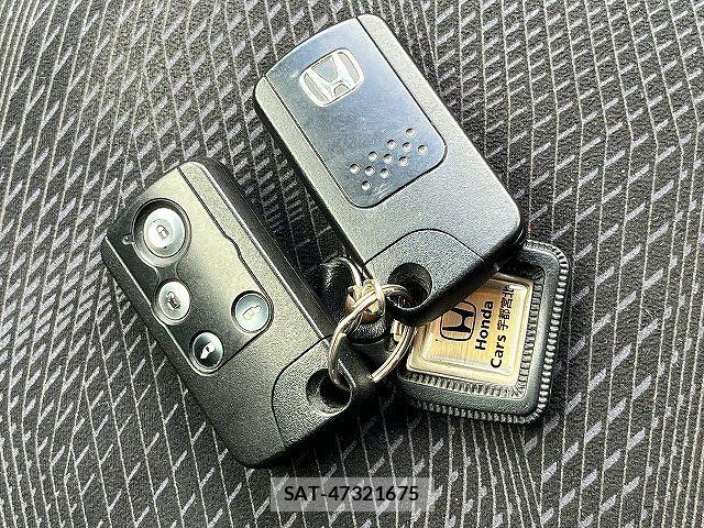 Honda STEP WGN 2011-04 7394303-25