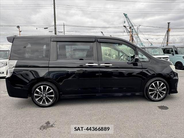 Honda STEP WGN 2014-03 7394305-11