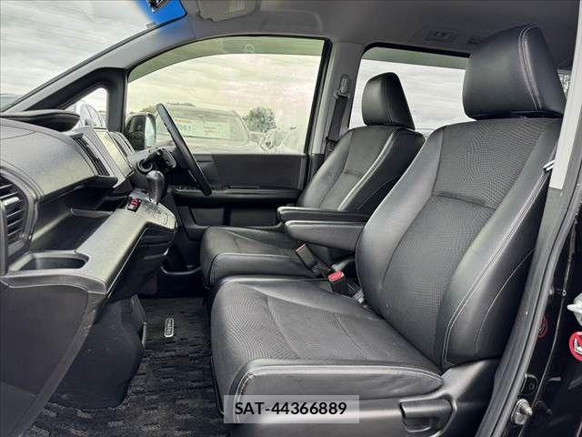 Honda STEP WGN 2014-03 7394305-16