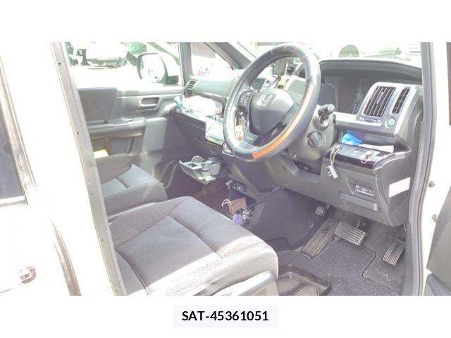 Honda STEP WGN 2010-04 7394306-9