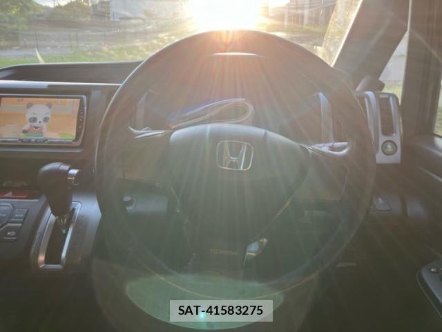 Honda STEP WGN 2010-10 7394311-23