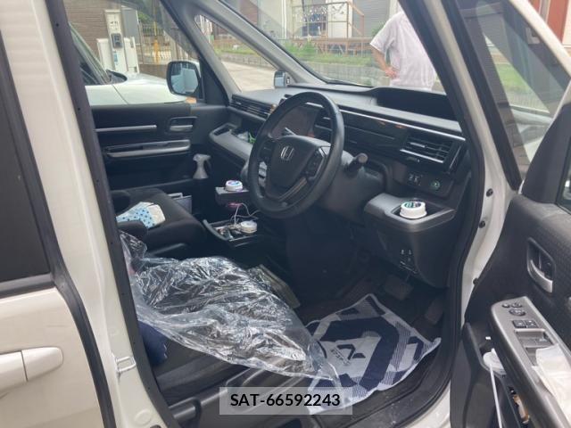 Honda STEP WGN 2022-01 7394291-9