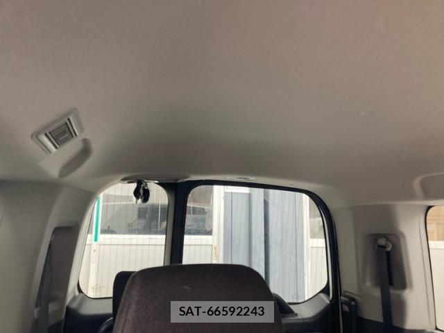 Honda STEP WGN 2022-01 7394291-13