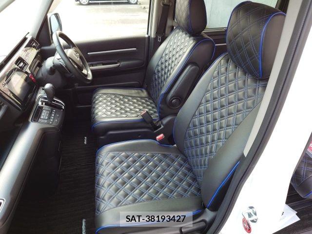 Honda STEP WGN 2018-03 7458099-10