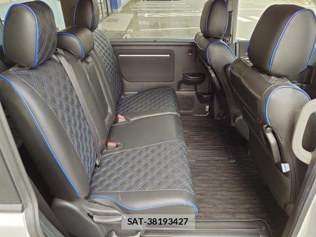 Honda STEP WGN 2018-03 7458099-11