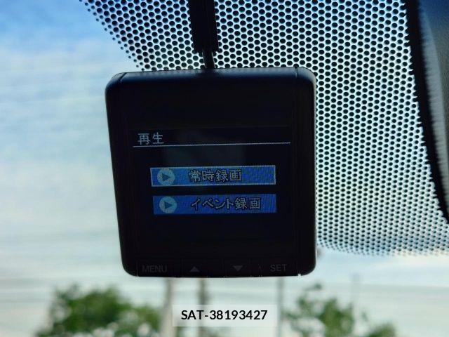 Honda STEP WGN 2018-03 7458099-23