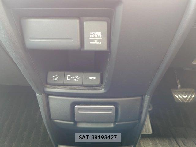 Honda STEP WGN 2018-03 7458099-27