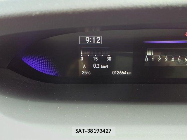 Honda STEP WGN 2018-03 7458099-29