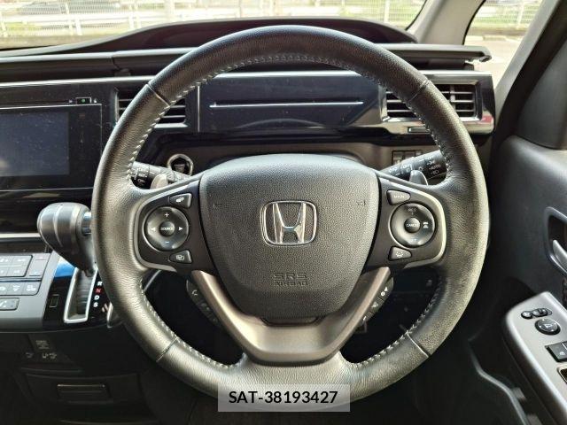 Honda STEP WGN 2018-03 7458099-8