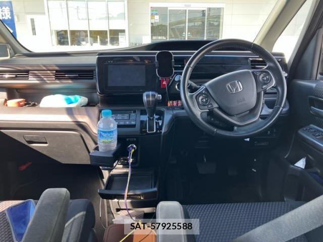 Honda STEP WGN 2016-05 7458107-10