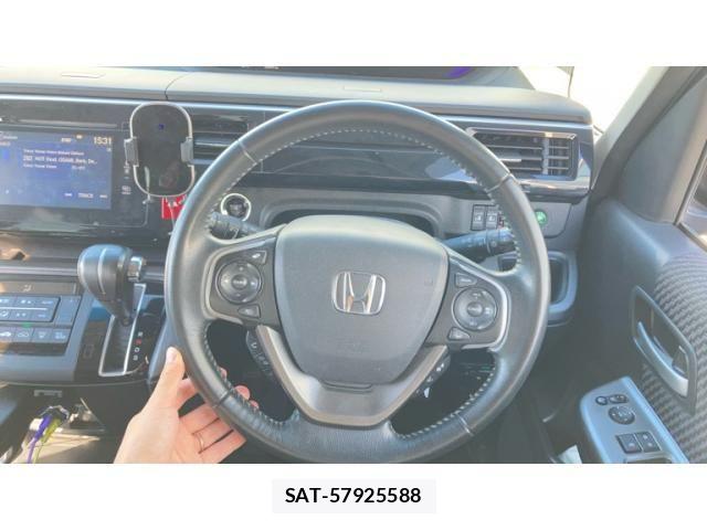 Honda STEP WGN 2016-05 7458107-11