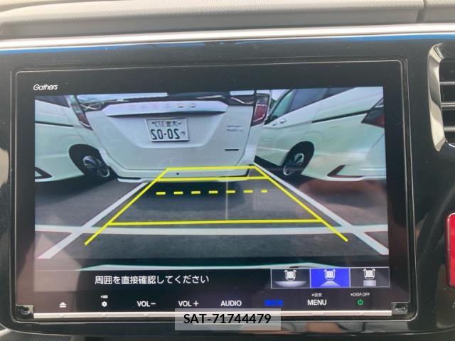 Honda STEP WGN 2018-10 7458098-17