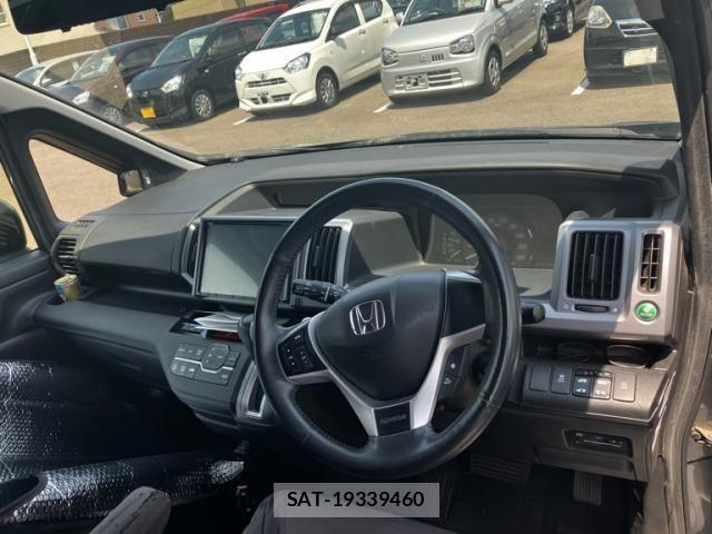Honda STEP WGN 2013-07 7458119-8