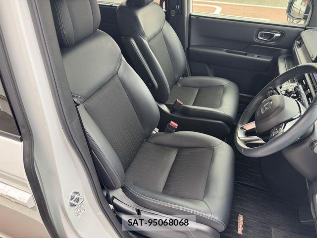 Honda STEP WGN 2024-02 7458096-13