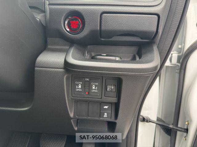 Honda STEP WGN 2024-02 7458096-27