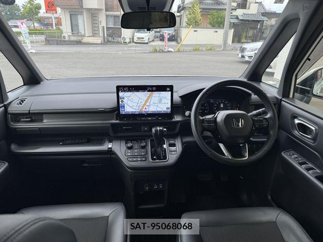 Honda STEP WGN 2024-02 7458096-2