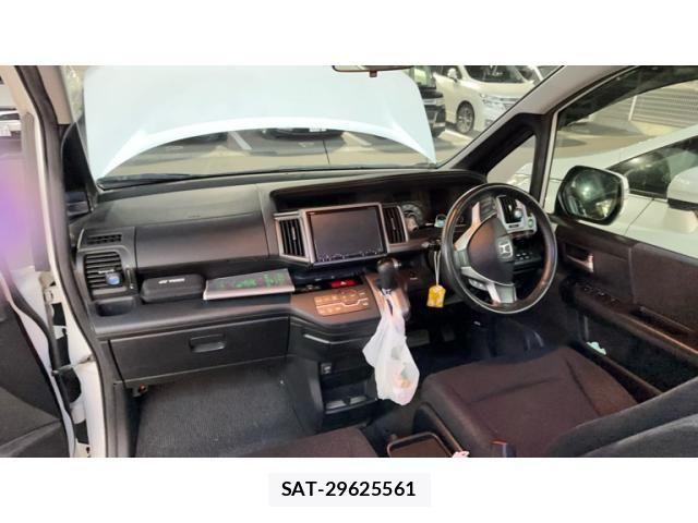 Honda STEP WGN 2013-10 7458120-17