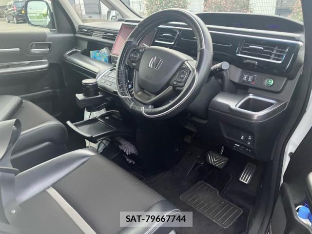Honda STEP WGN 2020-07 7503034-15