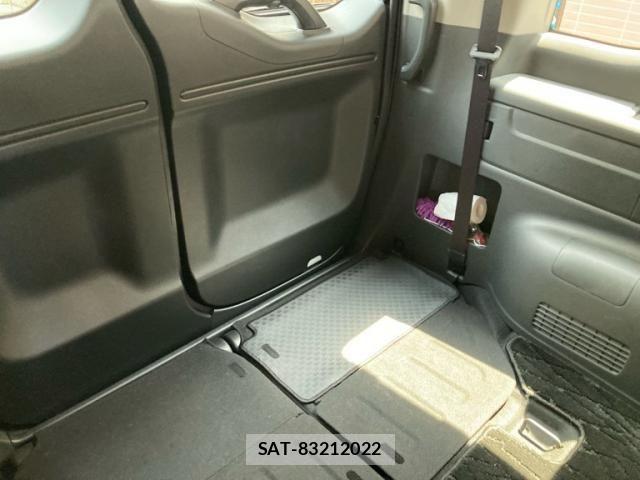 Honda STEP WGN 2019-04 7510151-16