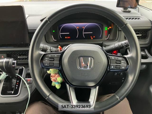 Honda STEP WGN 2022-08 7503031-17