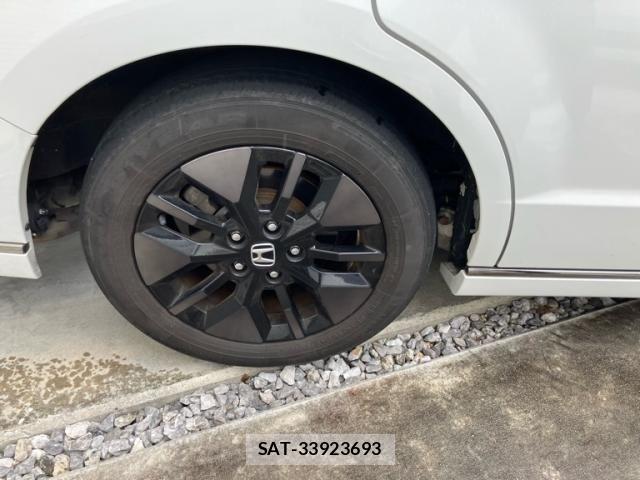 Honda STEP WGN 2022-08 7503031-4