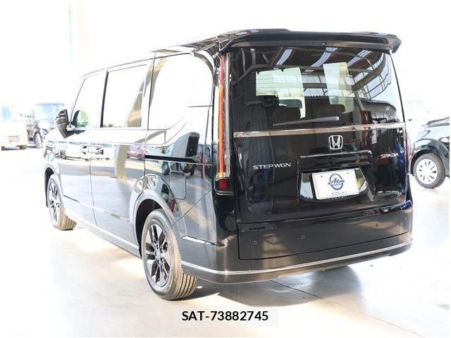 Honda STEP WGN 2026-01 7503033-21