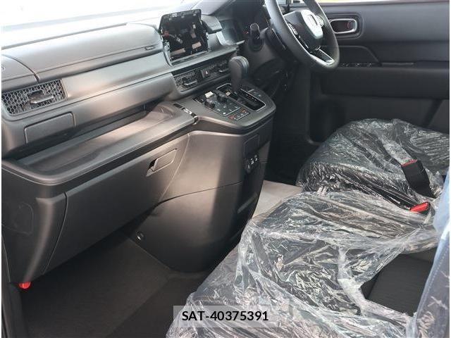 Honda STEP WGN 2026-01 7503032-13