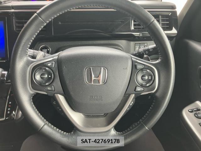 Honda STEP WGN 2018-06 7562916-15