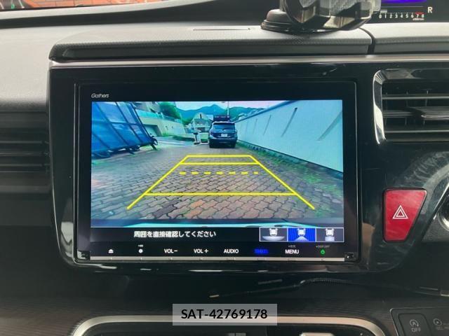 Honda STEP WGN 2018-06 7562916-21