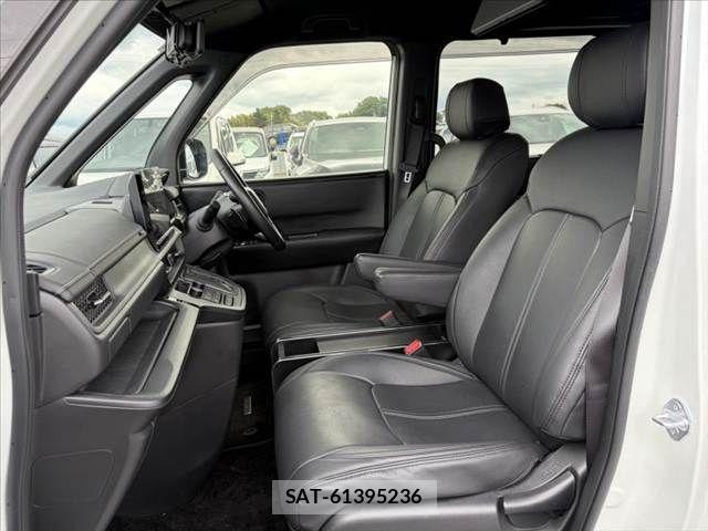 Honda STEP WGN 2022-10 7562915-16