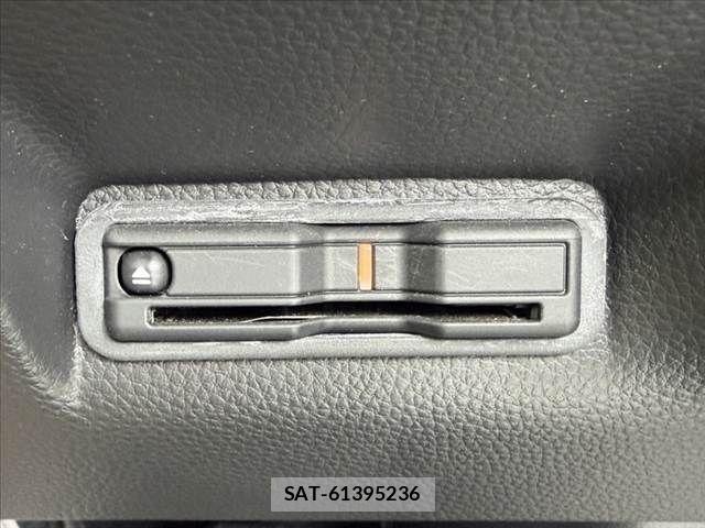 Honda STEP WGN 2022-10 7562915-26
