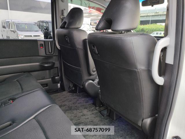 Honda STEP WGN 2013-09 7562919-7