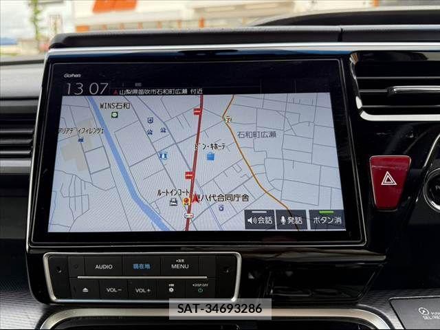 Honda STEP WGN 2018-03 7562918-4
