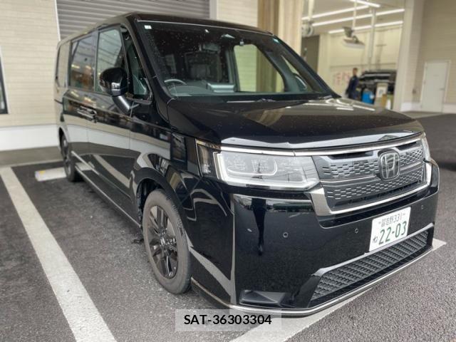 Honda STEP WGN 2023-02 7562907-1