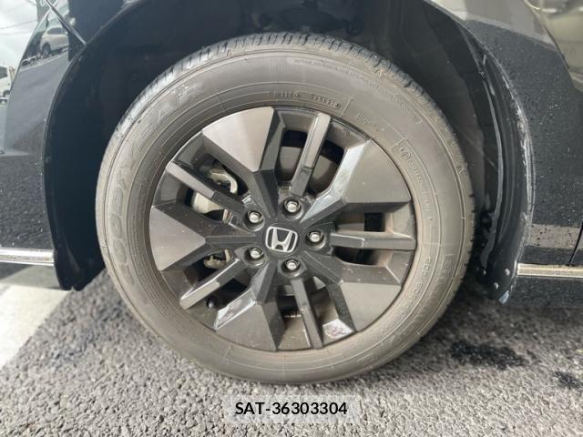 Honda STEP WGN 2023-02 7562907-5