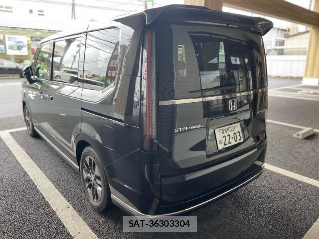 Honda STEP WGN 2023-02 7562907-7