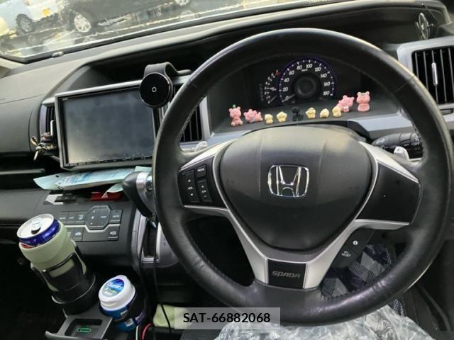 Honda STEP WGN 2013-08 7620402-19