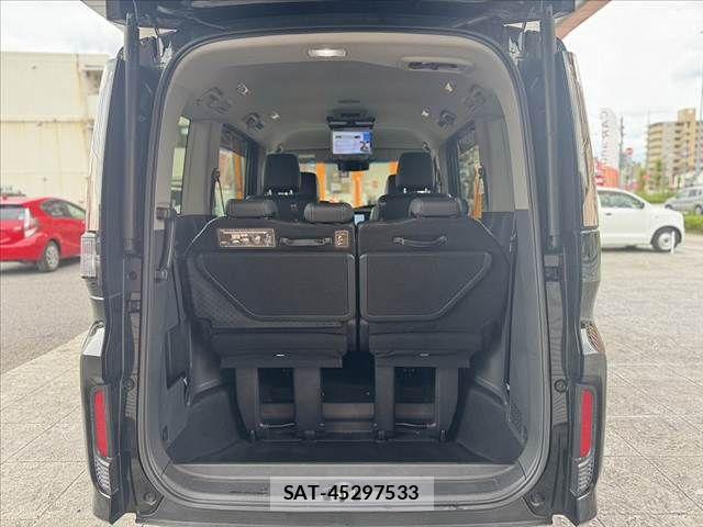 Honda STEP WGN 2018-03 7620374-20