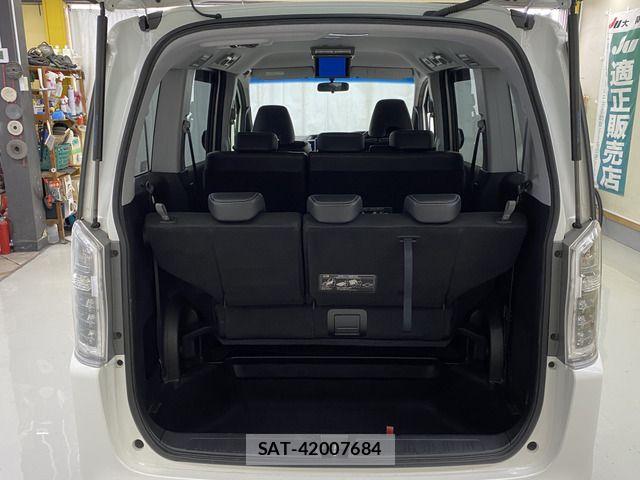 Honda STEP WGN 2013-08 7620411-9