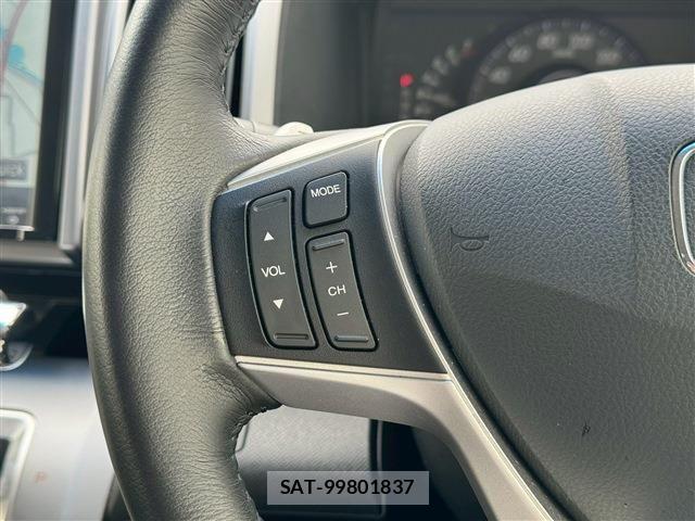 Honda STEP WGN 2014-03 7620381-24