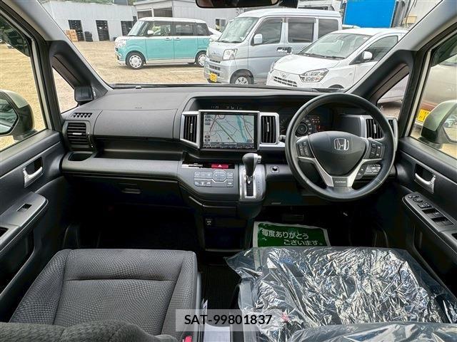 Honda STEP WGN 2014-03 7620381-2