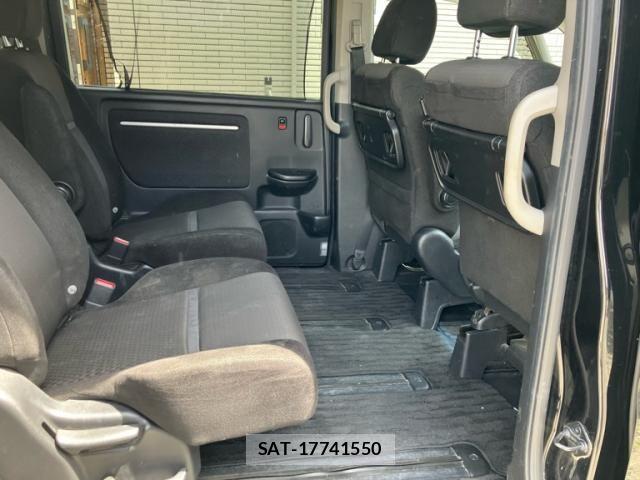 Honda STEP WGN 2019-11 7620367-10
