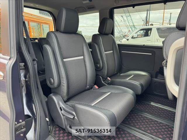 Honda STEP WGN 2016-09 7620368-21