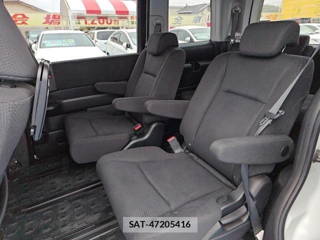 Honda STEP WGN 2014-03 7620379-22